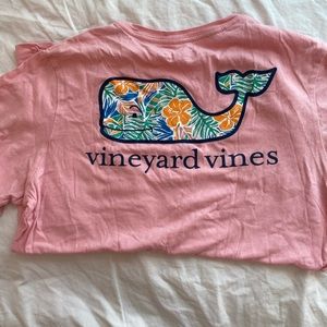 Girls Large Vineyard Vines Hibiscus Short Sleeve Tee